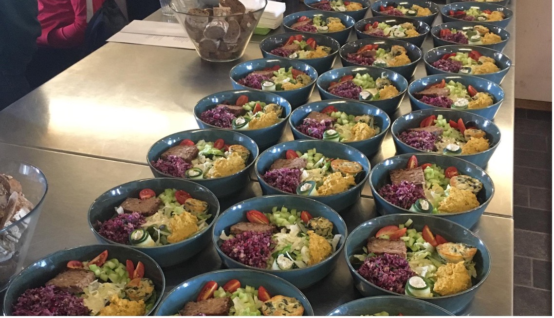 More sustainable and healthy meal at the canteen (photo credit: MAdil)